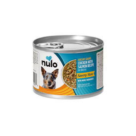 Nulo Comida h&uacute;mida de Frango com Salm&atilde;o em Caldo em Lata para c&atilde;es