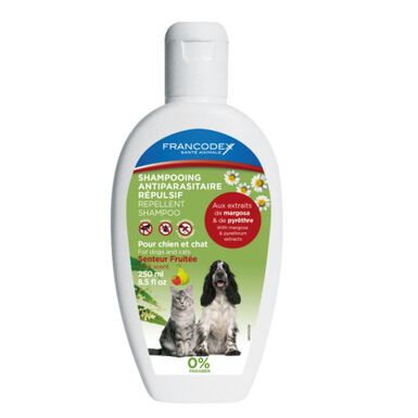 Francodex Champô Antiparasitário para animais de estimação